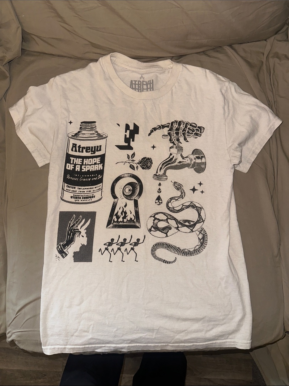 Hot Topic White Graphic T-Shirt - Black Print